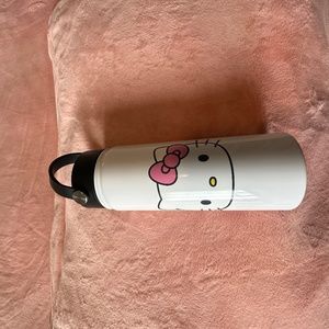 HELLO KITTY REUSABLE WATER BOTTLE